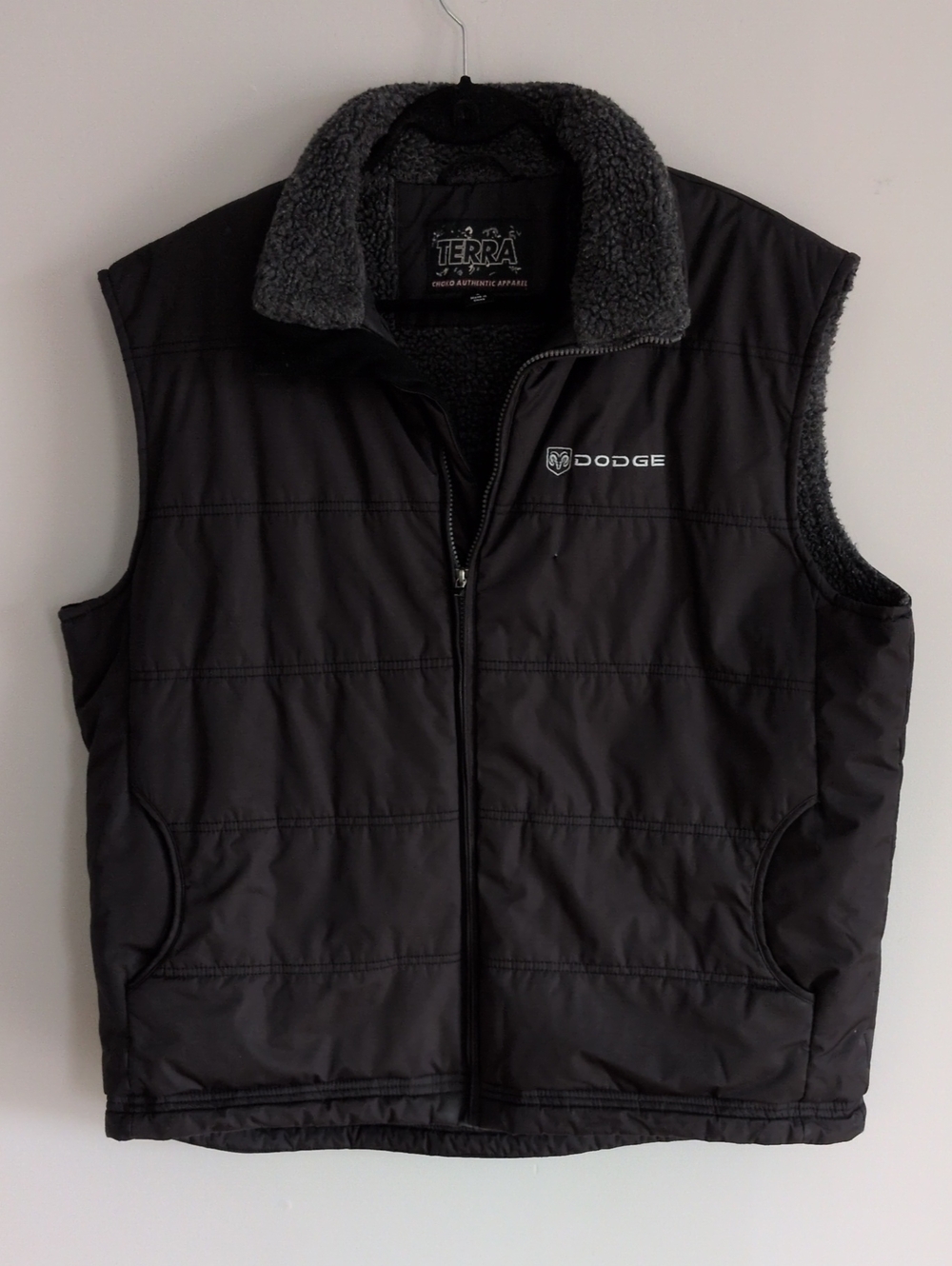 Dodge Ram Terra Choko Men's Black Sherpa Lined Vest Large